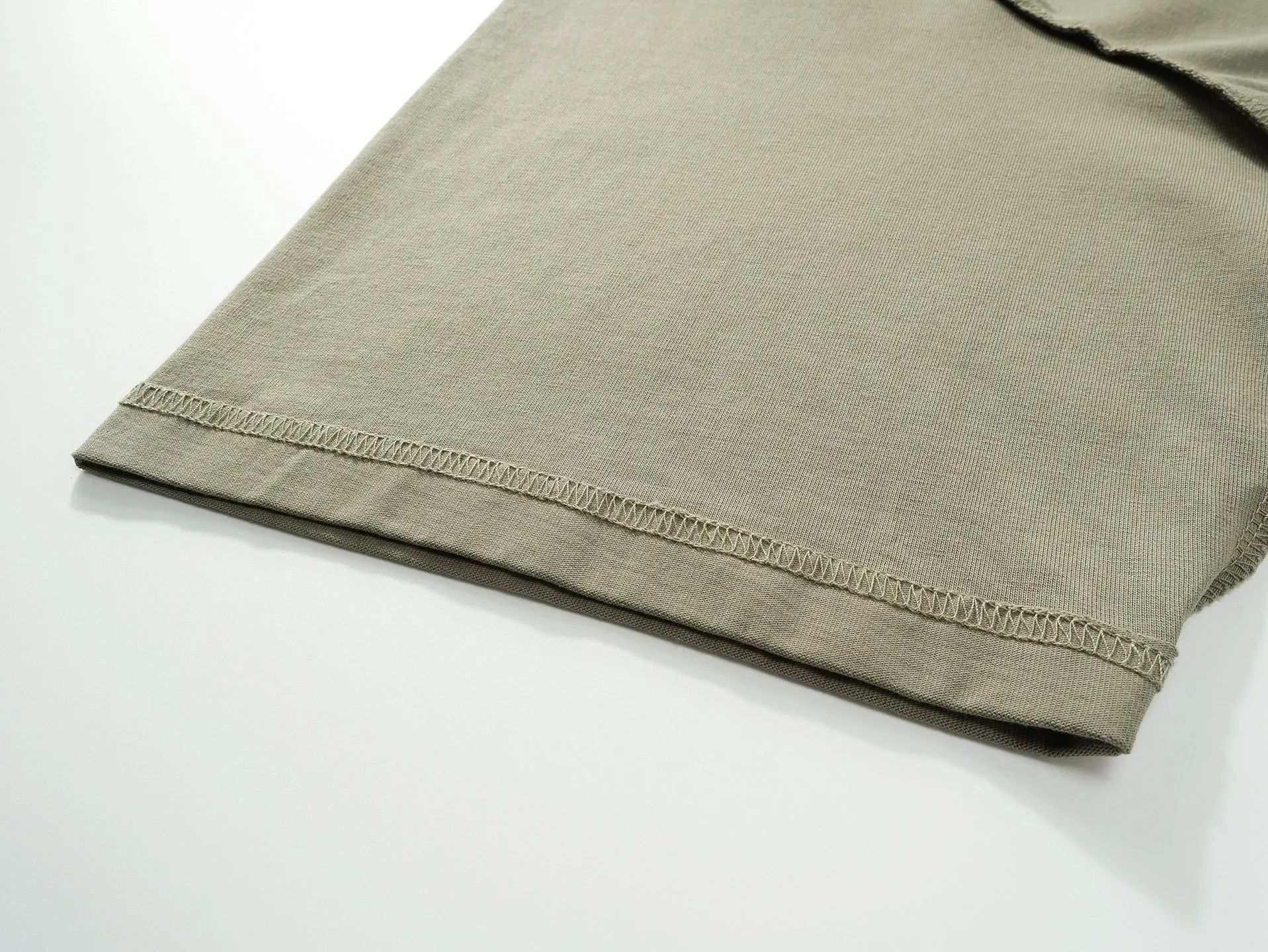 【 . Quality】BALENCI*GA/ #2025New Arrival LOGO T ， ， ， ZP 、 260 ， . ， 。 。Classic LOGO 。 。 , OS . Same Style ：BL 253639 ： ， ，Green Size：XS S M L